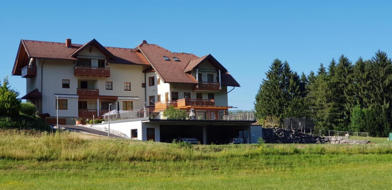 Gaestehaus Karoline Oberaichwald  ภายนอก รูปภาพ